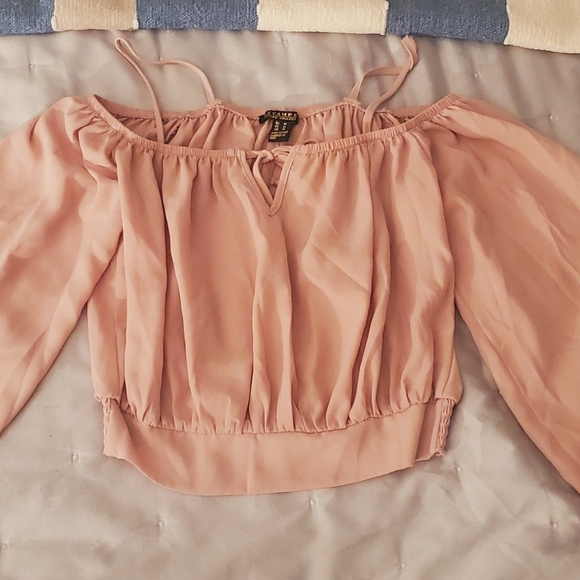 Blush Pink Cold Shoulder Bell Sleeve Smocked Crop Top - Picture 4 of 10